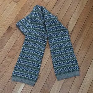 Never worn, like new America Eagle wool scarf